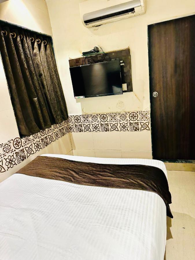 Kalpana Residency - Near Us Embassy Otel Mumbai Dış mekan fotoğraf